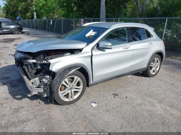 WDCTG4EB7KU007608 2019 MERCEDES-BENZ GLA-KLASSE - Image 2
