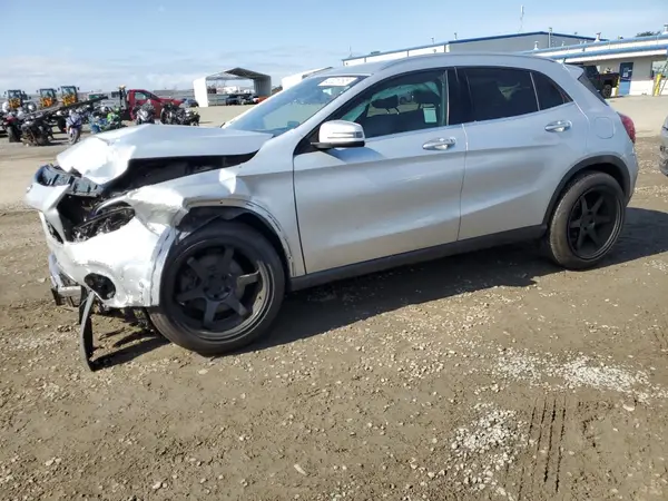 WDCTG4EB7KU014249 2019 MERCEDES-BENZ GLA-KLASSE - Image 1