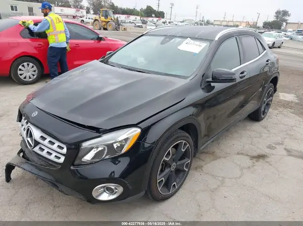WDCTG4EB7LJ649622 2020 MERCEDES-BENZ GLA-KLASSE - Image 2