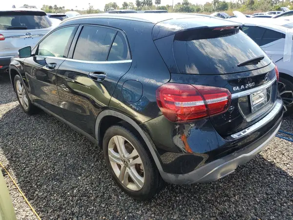 WDCTG4EB7LJ665724 2020 MERCEDES-BENZ GLA-KLASSE - Image 2