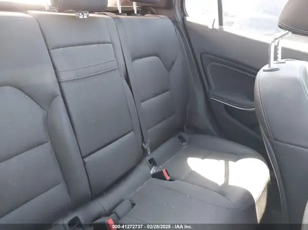 WDCTG4EB8GJ207969 2016 MERCEDES-BENZ GLA-KLASSE - Image 8
