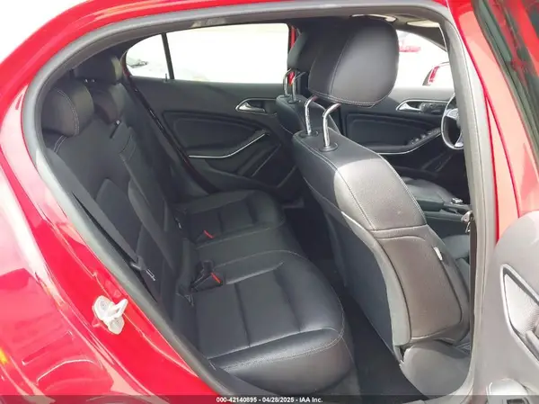 WDCTG4EB8HJ298761 2017 MERCEDES-BENZ GLA-KLASSE - Image 8