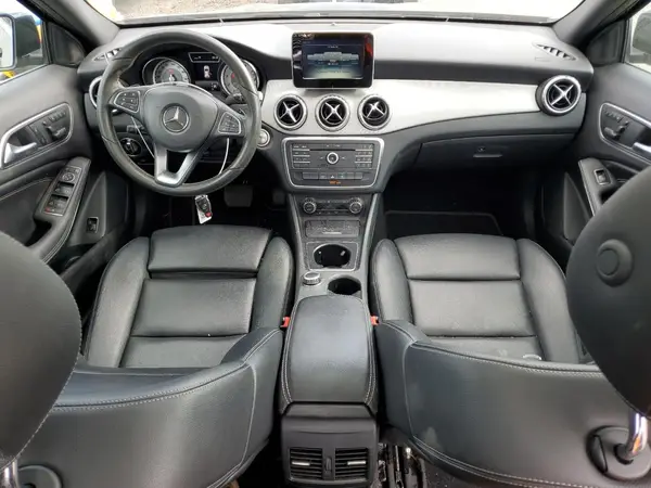 WDCTG4EB8HJ321990 2017 MERCEDES-BENZ GLA-KLASSE - Image 8