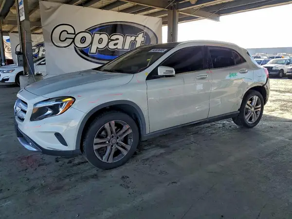 WDCTG4EB8HJ342483 2017 MERCEDES-BENZ GLA-KLASSE - Image 1