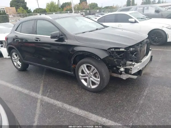 WDCTG4EB8HJ350700 2017 MERCEDES-BENZ GLA-KLASSE - Image 1
