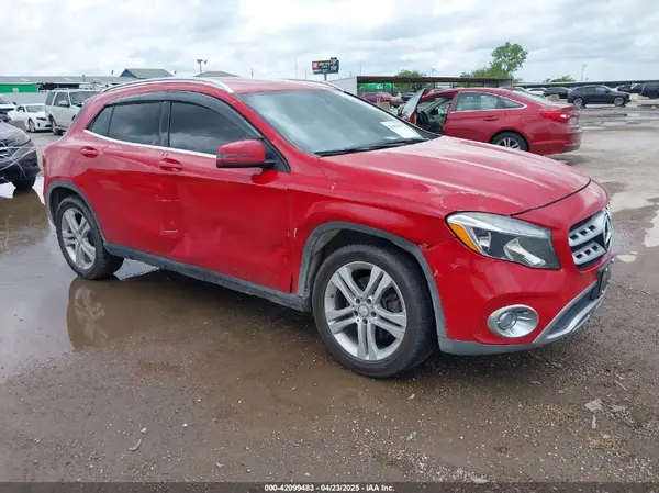 WDCTG4EB8JJ369057 2018 MERCEDES-BENZ GLA-KLASSE - Image 1