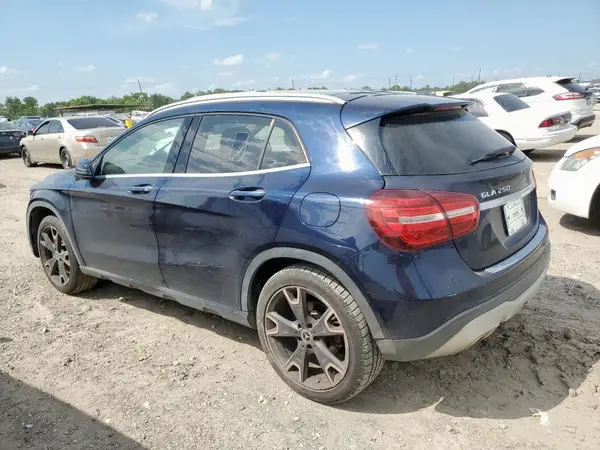 WDCTG4EB8JJ414952 2018 MERCEDES-BENZ GLA-KLASSE - Image 2