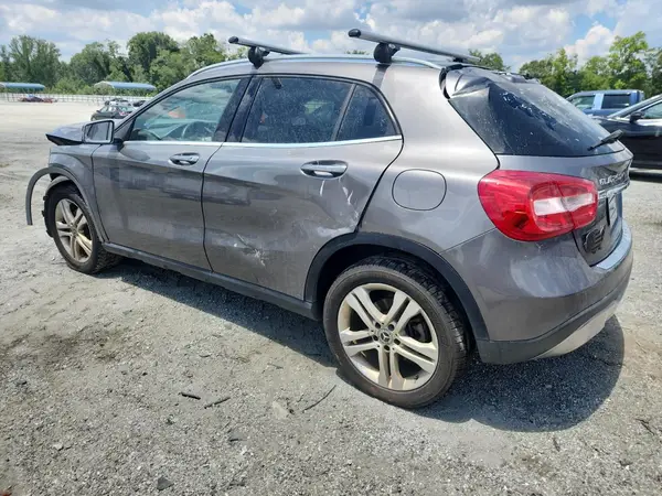 WDCTG4EB8JJ420153 2018 MERCEDES-BENZ GLA-KLASSE - Image 2
