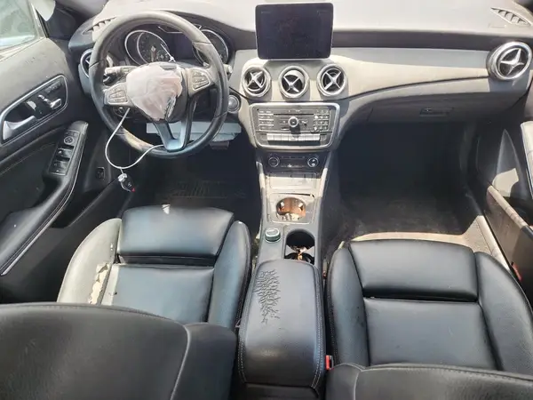 WDCTG4EB8JJ420153 2018 MERCEDES-BENZ GLA-KLASSE - Image 8
