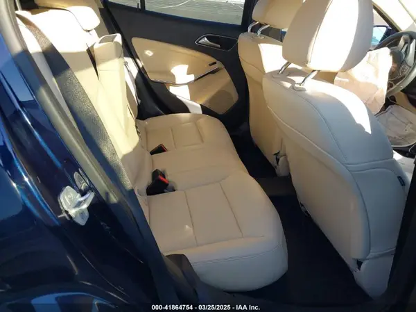 WDCTG4EB8JJ453945 2018 MERCEDES-BENZ GLA-KLASSE - Image 8