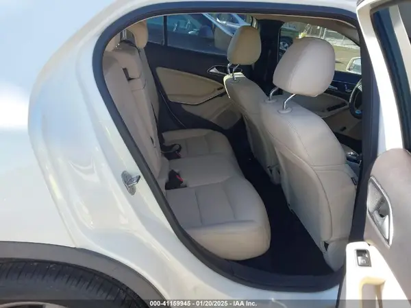 WDCTG4EB8JJ467537 2018 MERCEDES-BENZ GLA-KLASSE - Image 8