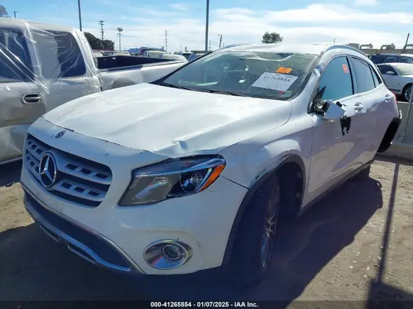 WDCTG4EB8JJ481969 2018 MERCEDES-BENZ GLA-KLASSE - Image 2