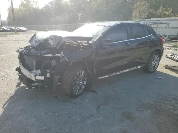 WDCTG4EB8JJ501699 2018 MERCEDES-BENZ GLA-KLASSE - Image 1