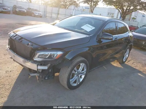 WDCTG4EB8KU000621 2019 MERCEDES-BENZ GLA-KLASSE - Image 2