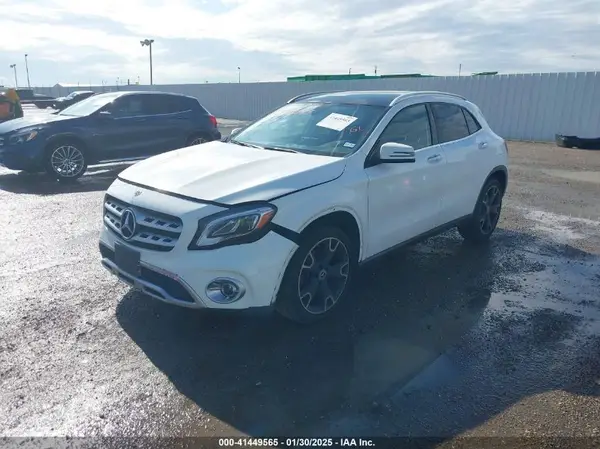 WDCTG4EB8KU000862 2019 MERCEDES-BENZ GLA-KLASSE - Image 2