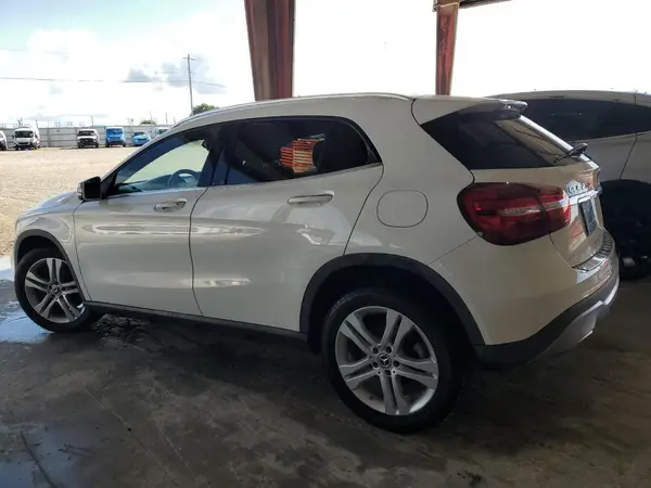 WDCTG4EB8KU004443 2019 MERCEDES-BENZ GLA-KLASSE - Image 2