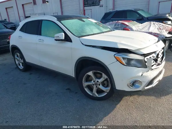 WDCTG4EB8KU009867 2019 MERCEDES-BENZ GLA-KLASSE - Image 1