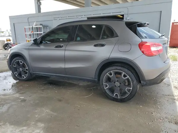 WDCTG4EB8KU010372 2019 MERCEDES-BENZ GLA-KLASSE - Image 2