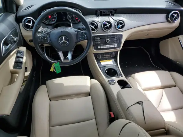 WDCTG4EB8KU017726 2019 MERCEDES-BENZ GLA-KLASSE - Image 8