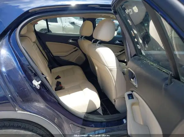 WDCTG4EB9HJ293942 2017 MERCEDES-BENZ GLA-KLASSE - Image 8