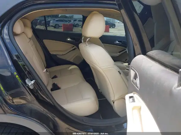 WDCTG4EB9HJ314398 2017 MERCEDES-BENZ GLA-KLASSE - Image 8