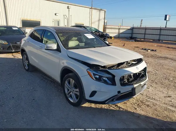 WDCTG4EB9HJ317060 2017 MERCEDES-BENZ GLA-KLASSE - Image 1
