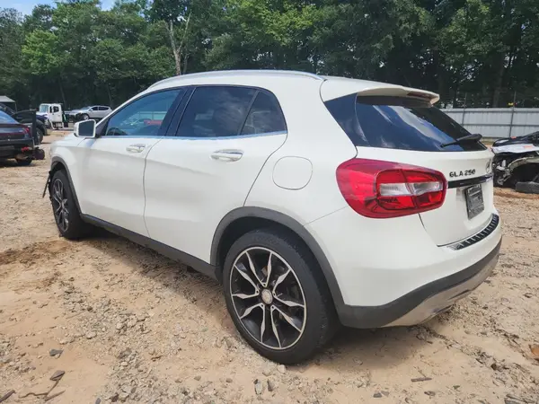 WDCTG4EB9HJ328138 2017 MERCEDES-BENZ GLA-KLASSE - Image 2