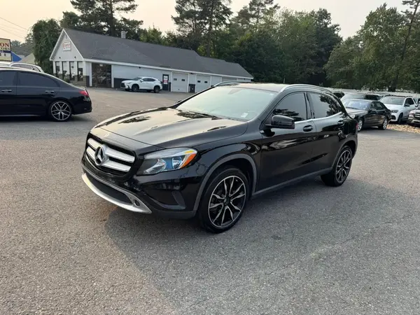 WDCTG4EB9HJ331363 2017 MERCEDES-BENZ GLA-KLASSE - Image 1