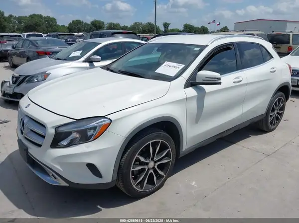 WDCTG4EB9HJ347224 2017 MERCEDES-BENZ GLA-KLASSE - Image 2