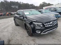 WDCTG4EB9JJ417729 2018 MERCEDES-BENZ GLA-KLASSE