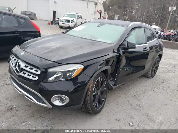 WDCTG4EB9JJ417729 2018 MERCEDES-BENZ GLA-KLASSE - Image 2