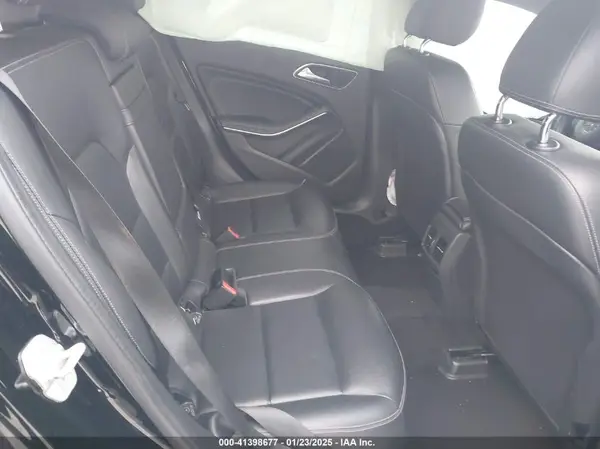 WDCTG4EB9JJ417729 2018 MERCEDES-BENZ GLA-KLASSE - Image 8