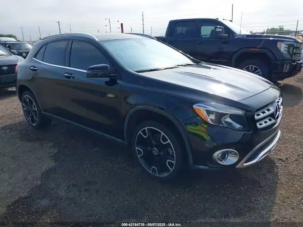 WDCTG4EB9JJ500917 2018 MERCEDES-BENZ GLA-KLASSE - Image 1