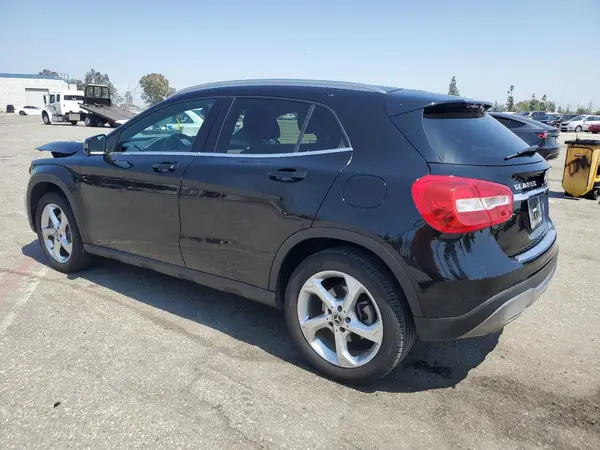 WDCTG4EB9KJ551075 2019 MERCEDES-BENZ GLA-KLASSE - Image 2