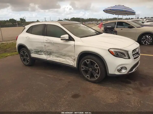 WDCTG4EB9KJ551626 2019 MERCEDES-BENZ GLA-KLASSE - Image 1