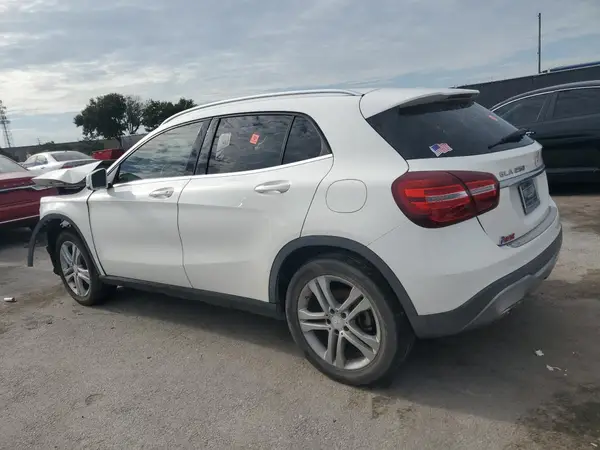 WDCTG4EB9KU000918 2019 MERCEDES-BENZ GLA-KLASSE - Image 2