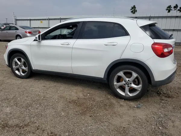 WDCTG4EB9KU010381 2019 MERCEDES-BENZ GLA-KLASSE - Image 2