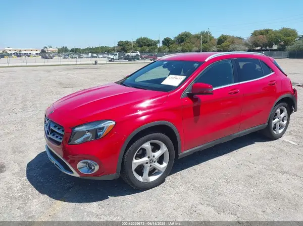 WDCTG4EB9KU012244 2019 MERCEDES-BENZ GLA-KLASSE - Image 2