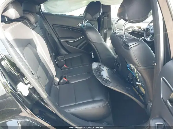 WDCTG4EBXGJ203129 2016 MERCEDES-BENZ GLA-KLASSE - Image 8