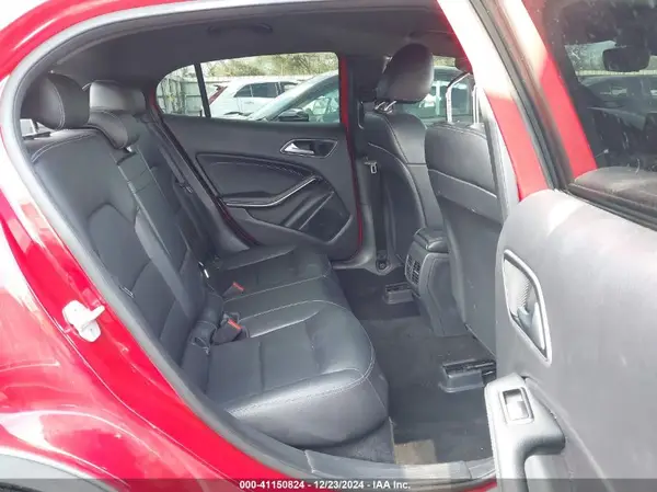WDCTG4EBXHJ303071 2017 MERCEDES-BENZ GLA-KLASSE - Image 8