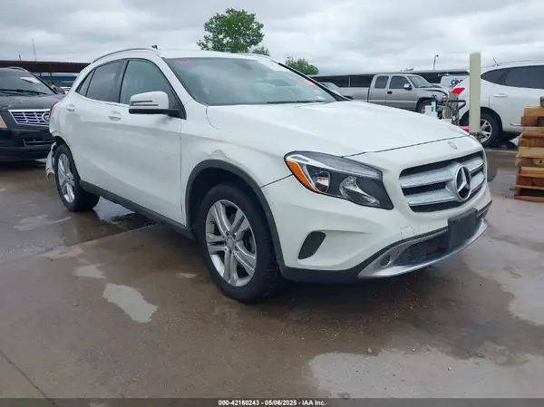WDCTG4EBXHJ324468 2017 MERCEDES-BENZ GLA-KLASSE - Image 1
