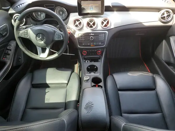 WDCTG4EBXHJ338757 2017 MERCEDES-BENZ GLA-KLASSE - Image 8