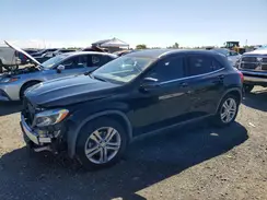 WDCTG4EBXHJ353033 2017 MERCEDES-BENZ GLA-KLASSE