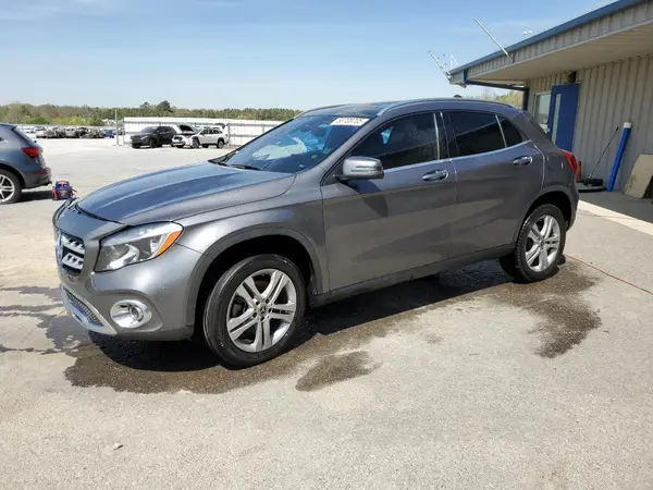 WDCTG4EBXJJ410840 2018 MERCEDES-BENZ GLA-KLASSE - Image 1