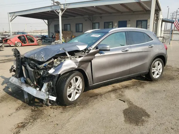 WDCTG4EBXJJ422065 2018 MERCEDES-BENZ GLA-KLASSE - Image 1
