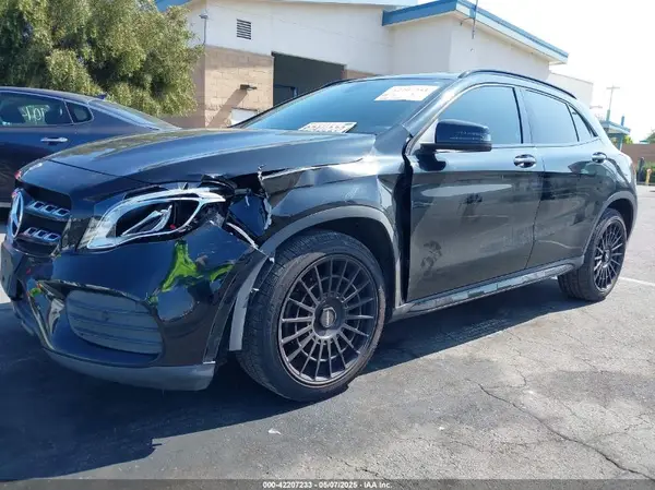 WDCTG4EBXJJ524465 2018 MERCEDES-BENZ GLA-KLASSE - Image 2