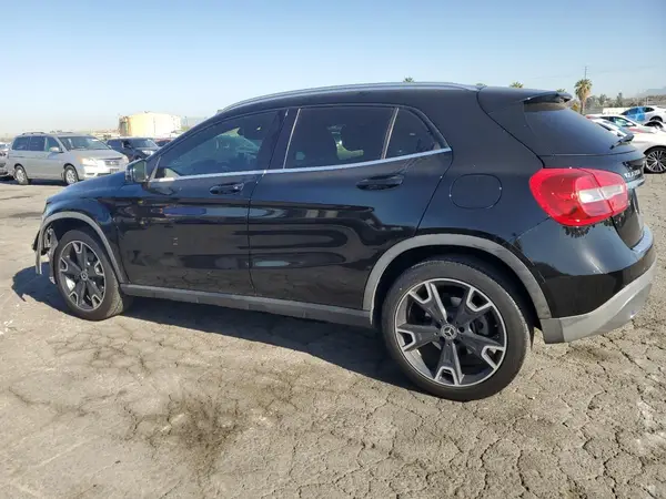 WDCTG4EBXKJ596736 2019 MERCEDES-BENZ GLA-KLASSE - Image 2