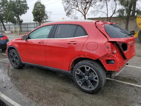WDCTG4EBXKU010695 2019 MERCEDES-BENZ GLA-KLASSE - Image 2