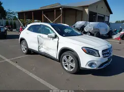 WDCTG4EBXKU013676 2019 MERCEDES-BENZ GLA-KLASSE