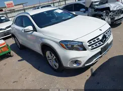 WDCTG4EBXKU016965 2019 MERCEDES-BENZ GLA-KLASSE